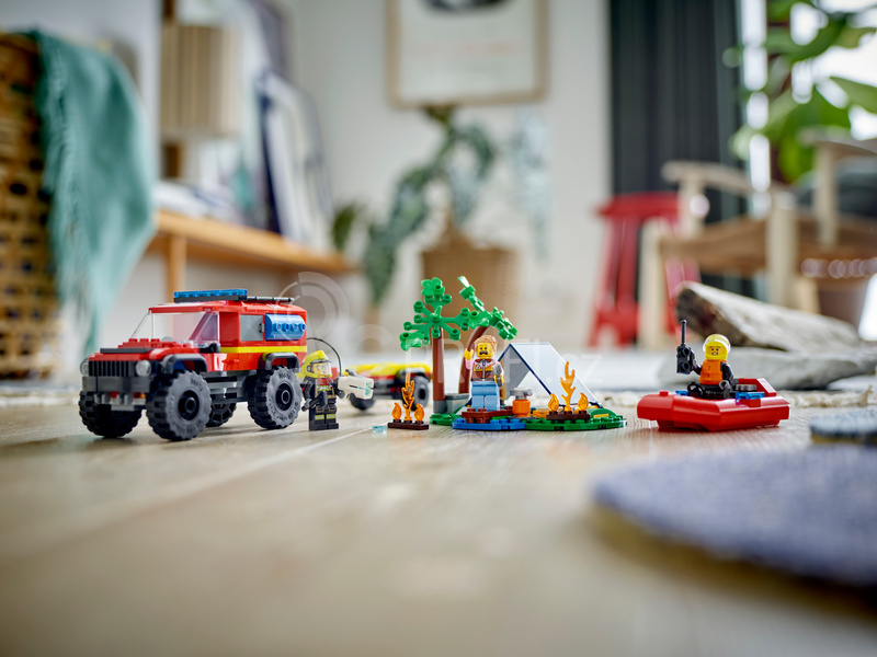 LEGO City - Hasičský vůz 4x4 a záchranný člun