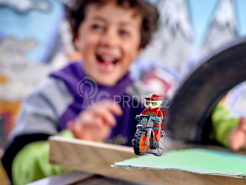 LEGO City - Ohnivá kaskadérská motorka