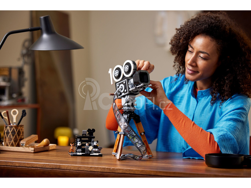 LEGO Disney - Kamera na počest Walta Disneyho
