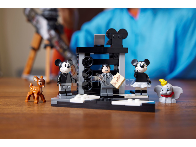 LEGO Disney - Kamera na počest Walta Disneyho