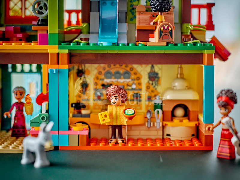 LEGO Disney - Kouzelný dům Madrigalových