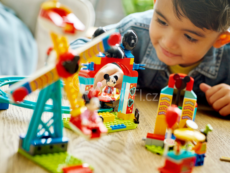 LEGO Disney - Mickey, Minnie a Goofy na pouti