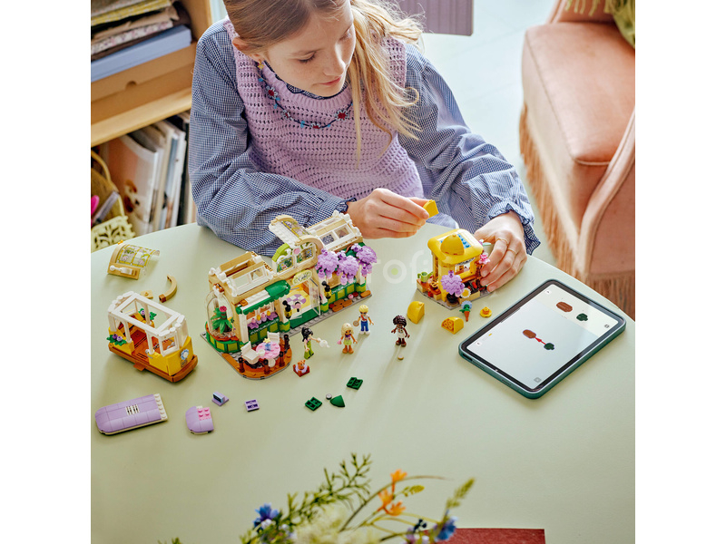 LEGO Friends - Kavárna plná rostlin a květinářství
