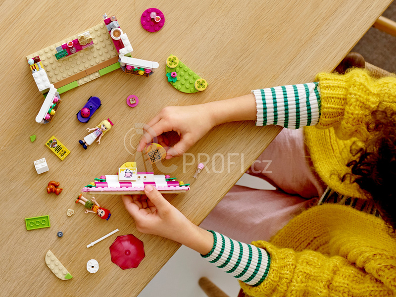 LEGO Friends - Kavárna v parku městečka Heartlake