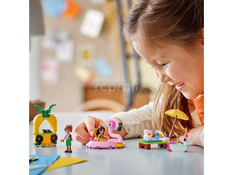 LEGO Friends - Zábava u bazénu s jednorožcem a plameňákem