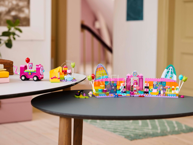 LEGO Gábinin kouzelný domek - Gábi a její párty-místnost