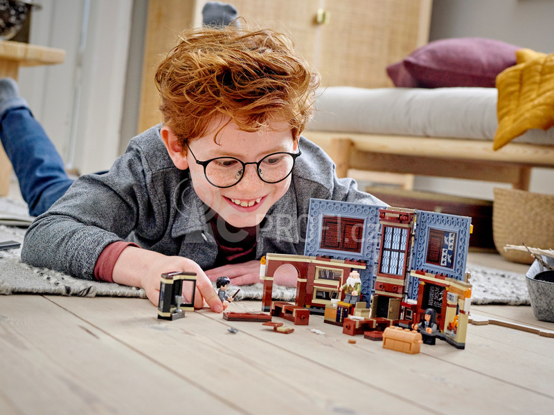 LEGO Harry Potter - Kouzelné momenty z Bradavic: Hodina kouzelných formulí