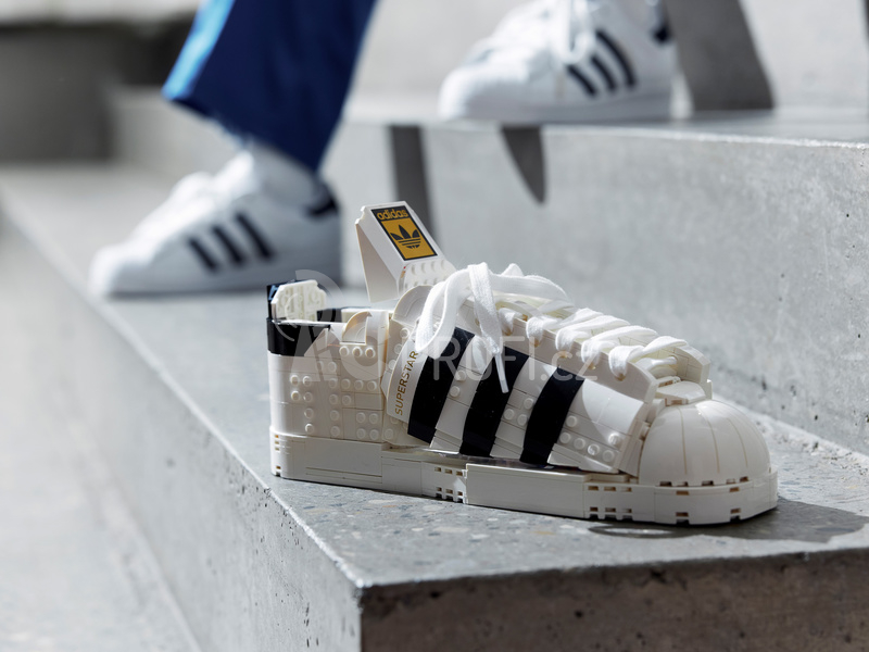 LEGO Icons - adidas Originals Superstar