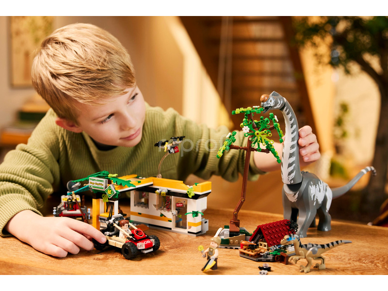 LEGO Jurassic World - Mise na sledování raptora a titanosaura