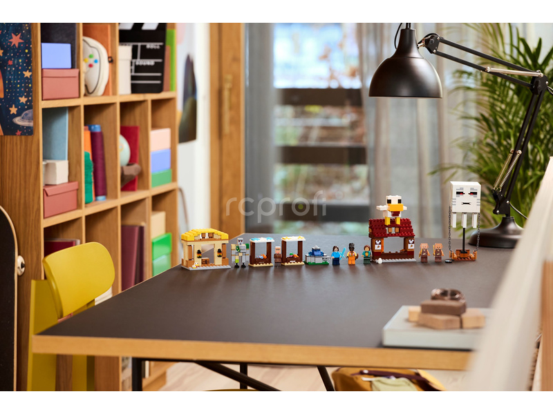 LEGO Minecraft - Balón v podobě ďasa a útok na vesnici