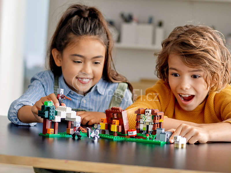 LEGO Minecraft - Základna Pillagerů