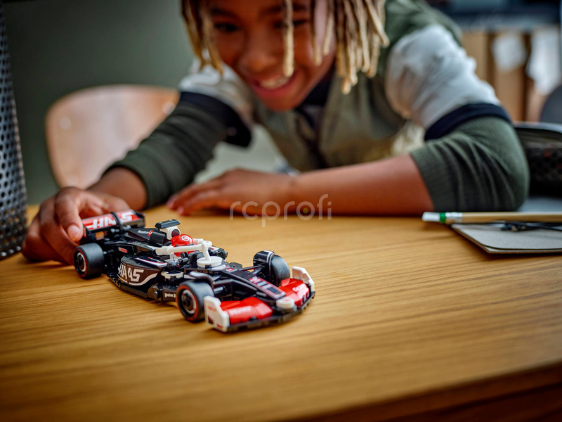 LEGO Speed Champions - Závodní auto MoneyGram Haas  F1® Team VF-24