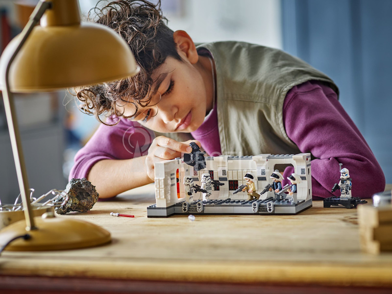 LEGO Star Wars - Nástup na palubu Tantive IV™