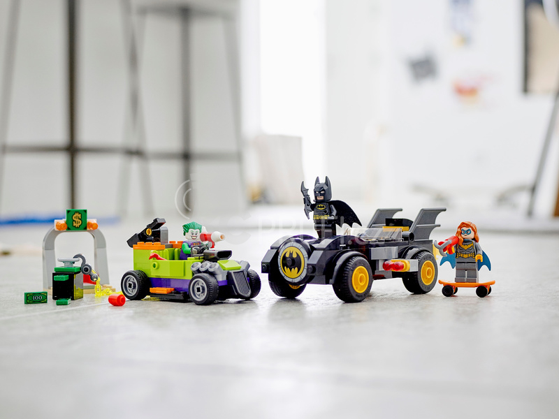 LEGO Super Heroes - Batman vs. Joker: Honička v Batmobilu
