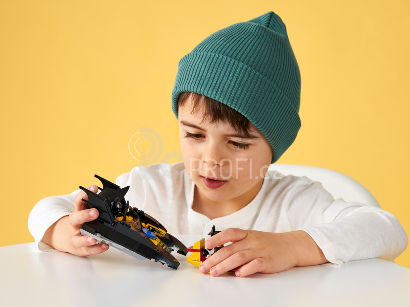 LEGO Super Heroes - Pronásledování Tučňáka v Batmanově lodi
