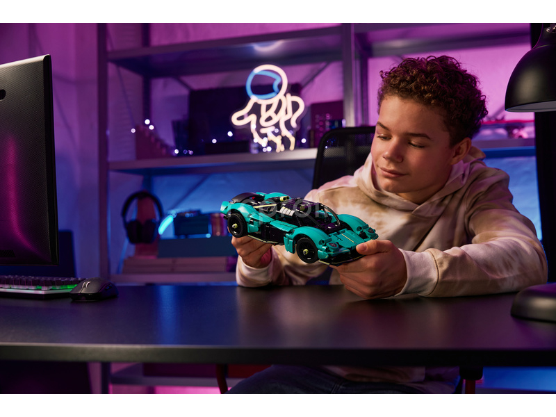 LEGO Technic - Aston Martin Valkyrie