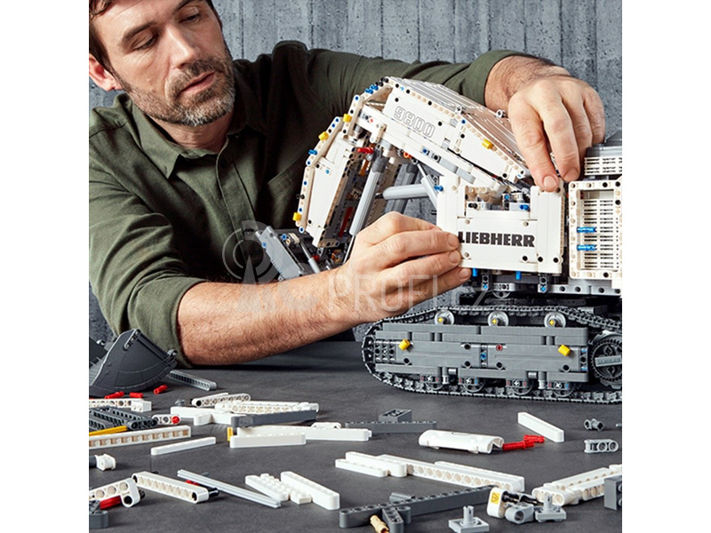 LEGO Technic - Bagr Liebherr R 9800