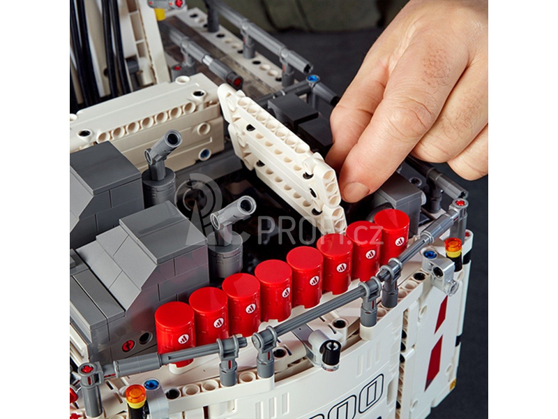 LEGO Technic - Bagr Liebherr R 9800