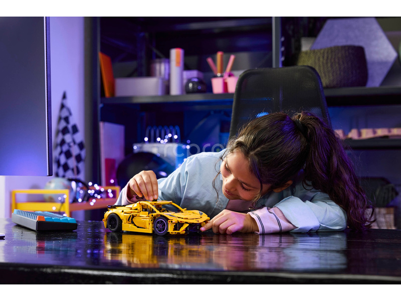LEGO Technic - Chevrolet Corvette Stingray