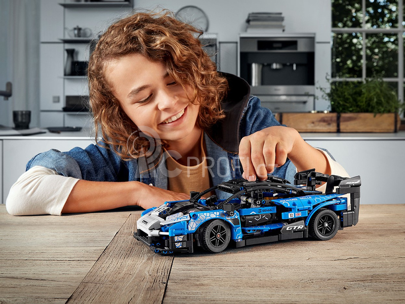 LEGO Technic - McLaren Senna GTR