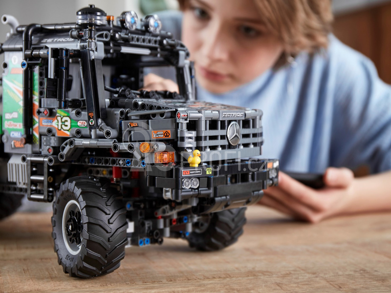 LEGO Technic - Truck trialový vůz Mercedes-Benz Zetros 4x4