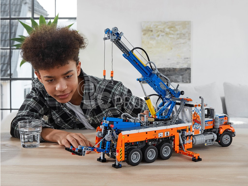 LEGO Technic - Výkonný odtahový vůz