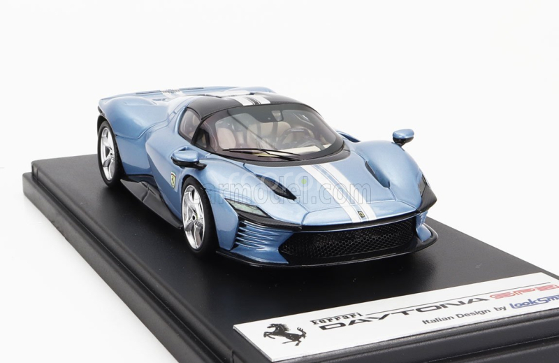 Looksmart Ferrari Daytona Sp3 Closed Roof 2022 1:43 Avio Met - Světle Modrá Met
