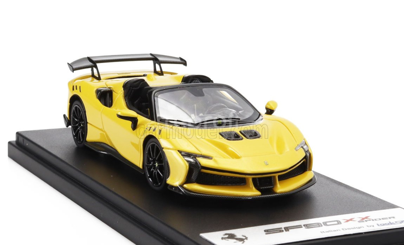 Looksmart Ferrari Sf90 Xx Stradale Spider 2024 1:43 Giallo Tristrato - Žlutá S Černou