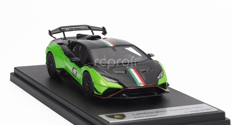 Looksmart Lamborghini Huracan Sto Lp640-2 N 10 Italian Stripe 2023 - 10th Anniversary 1:43 Zelená Černá