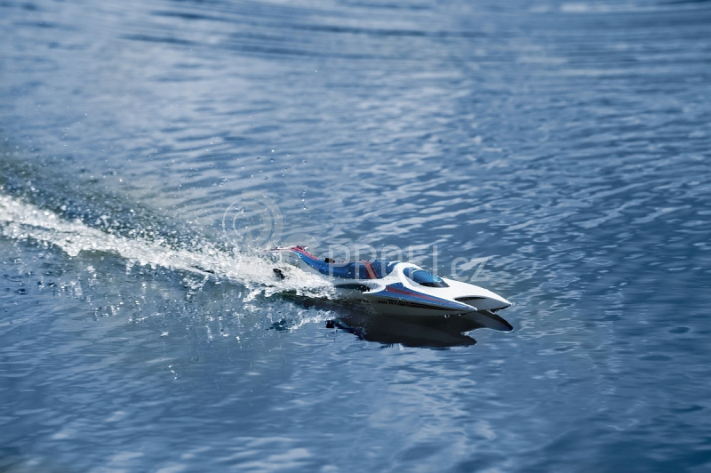 LRP Deep Blue 330 Hydro 2,4 High-Speed Racing loď RTR