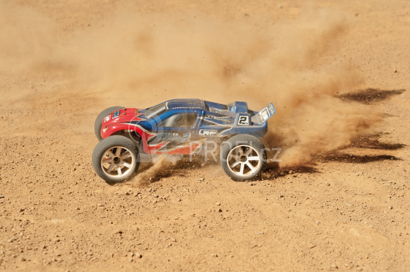 LRP S10 Blast 2 TX RTR - 1/10 Truggy s 2,4GHz RC soupravou