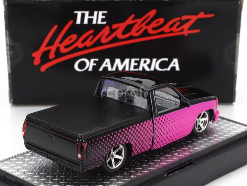 M2-machines Chevrolet C-1500 Ss 454 Pick-up 1992 1:64 Pink Black