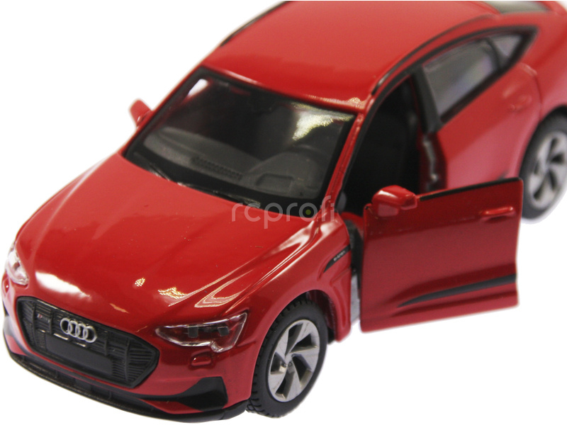 Maisto Audi e-tron Sportback 1:43 červená