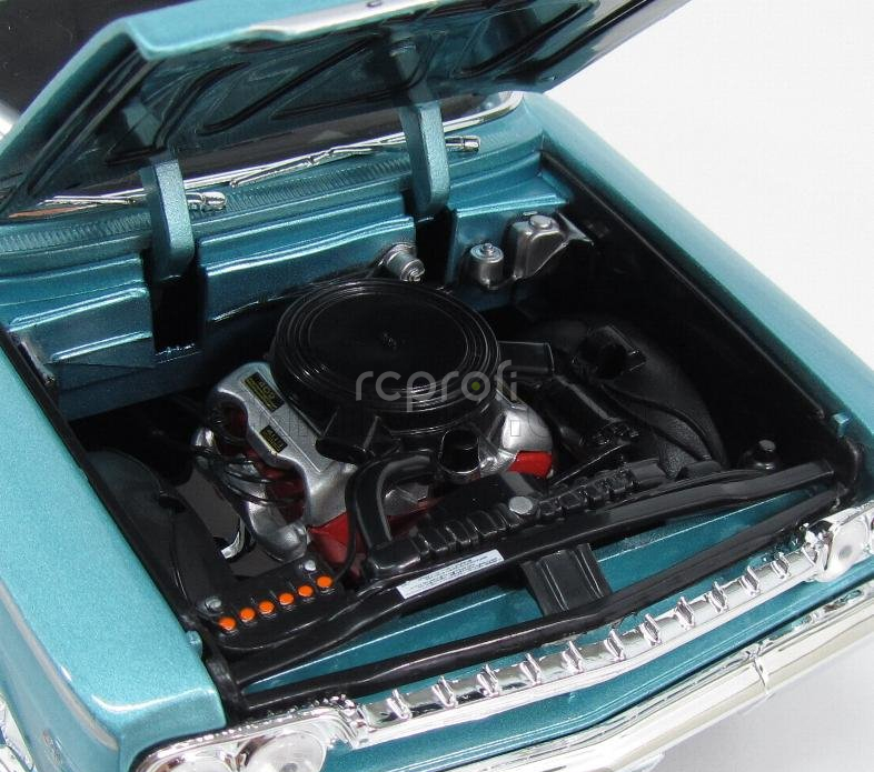 Maisto Chevrolet Bel Air Coupe 2-door 1962 1:18 Světle Modrá Met