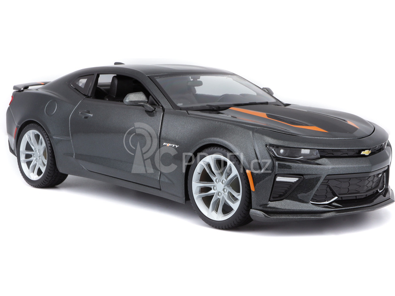 Maisto Chevrolet Camaro 2017 50. výročí 1:18 šedá metalíza