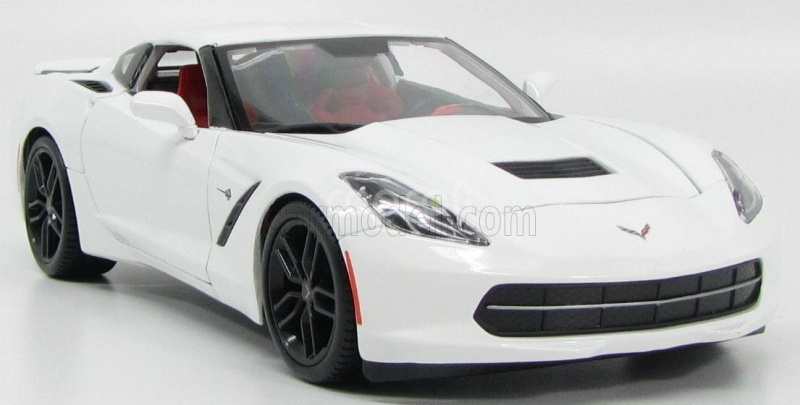 Maisto Chevrolet Corvette Z51 Coupe Stingray 2014 1:18 Bílá