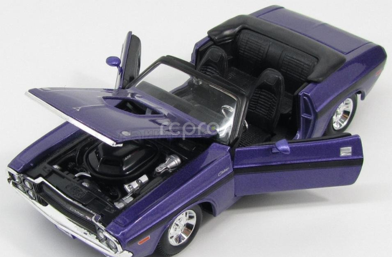 Maisto Dodge Challenger R/t 426 Hemi Convertible 1970 1:24 Fialová Se Potkala S Černou