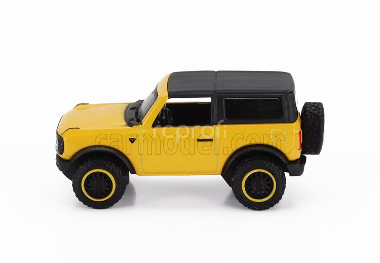 Maisto International Lonestar Truck Car Transporter With Ford Bronco Wildtruck 2021 1:64 Žlutá Černá