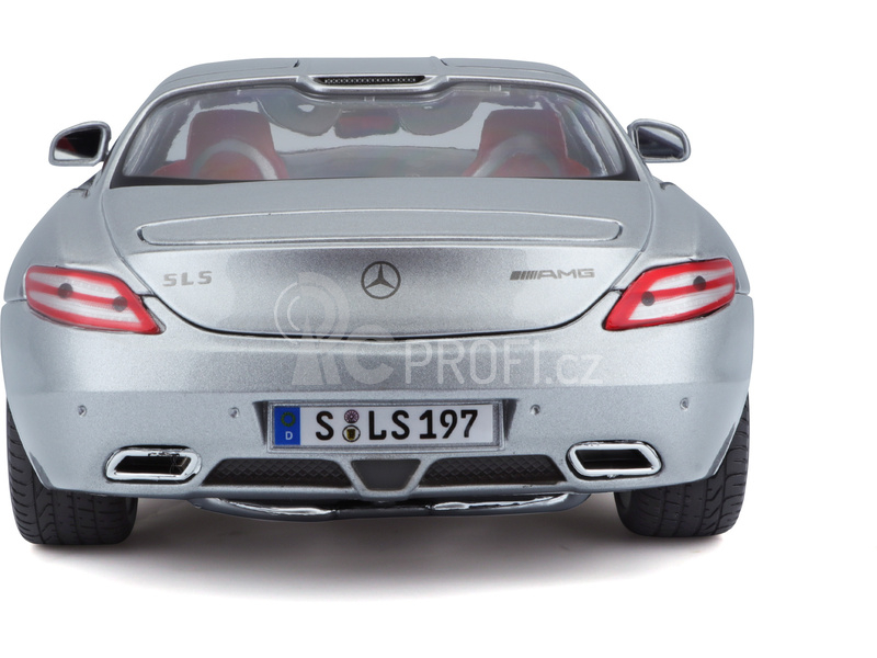 Maisto Mercedes-Benz SLS AMG 1:18 stříbrná