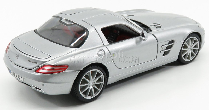 Maisto Mercedes benz Sls Coupe 6.3 Amg (c197) 2012 1:18 Silver