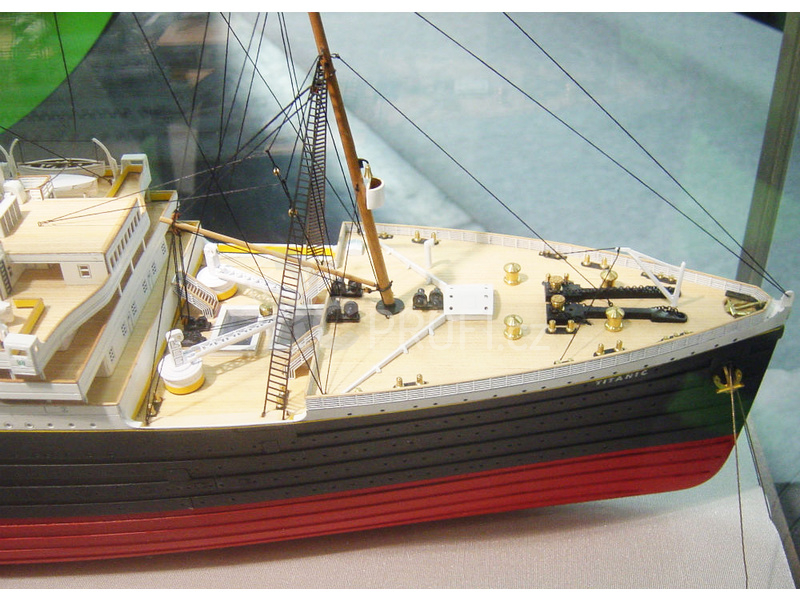 Mantua Model Titanic 1:200 kit