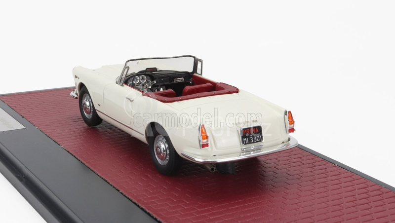 Matrix scale models Alfa romeo 2600 Spider Cabriolet Open 1962 1:43 Bílá