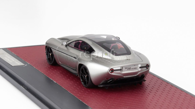 Matrix scale models Alfa romeo Disco Volante Touring 2013 (chassis Alfa Romeo 8c) 1:43 Silver