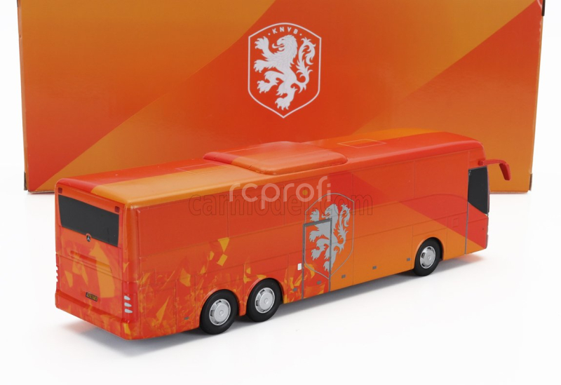 Matrix scale models Autobus Knvb Dutch Football Players Bus 2024 1:64 Orange
