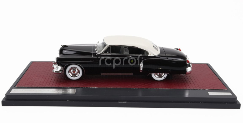 Matrix scale models Cadillac Coupe De Ville 1949 1:43 Bílá Černá