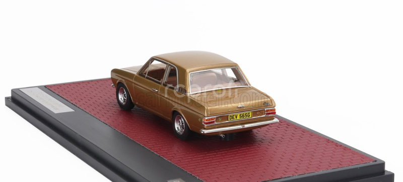 Matrix scale models Ford england Cortina Lotus Mkii 1966 1:43 Gold
