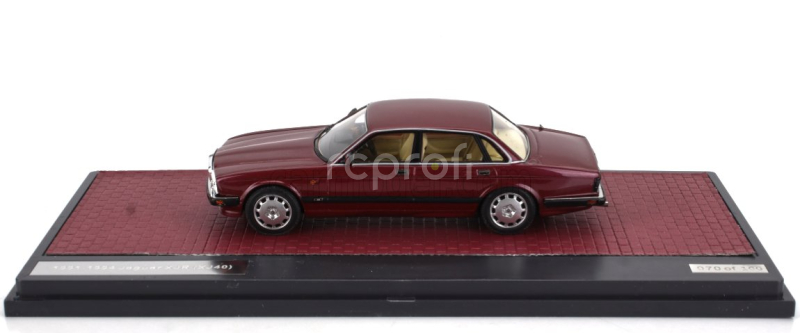 Matrix scale models Jaguar Xjr (xj40) 1991 1:43 Red