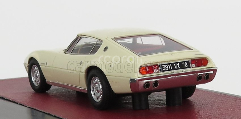 Matrix scale models Jensen Nova Vignale 1967 1:43 Bílá