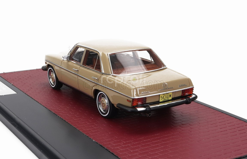 Matrix scale models Mercedes benz 300d (w115) Usa Version 1976 1:43 Beige