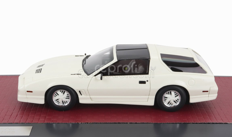 Matrix scale models Pontiac Firebird Trans Am Type K Kammback Concept Prototype 1985 1:43 Bílá